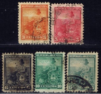 RA+ Argentinien 1899 Mi 102 104-06 109 Republik - Used Stamps
