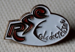 Pin´s Cyclisme Vélo Cycling  . école De Cyclisme . R S E - Cyclisme