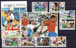 Nevis 1994  Football World Cup USA 8v + 2 M/s ** Mnh (26949) - 1994 – États-Unis