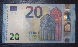 20 EURO S006E2 Draghi Italy Serie SE Perfect  UNC - 20 Euro