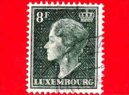 LUSSEMBURGO - Usato - 1949 - Profilo Della Granduchessa Charlotte (volta A Sinistra) Su Uno Sfondo Reticolato - 8 - 1948-58 Charlotte De Perfíl Izquierdo