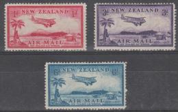 NEW ZEALAND -  1935 Air Mails. Scott C6-8. Mint Hinged * - Airmail