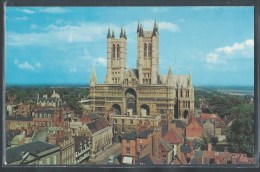 CPA ANGLETERRE - Lincoln, The Cathedral From The Castle - Lincoln