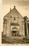 18 - La Chapelle Hugon : Place De L' Eglise - La Guerche Sur L'Aubois