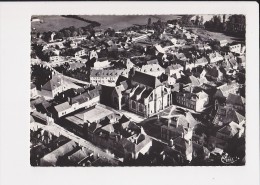 10 Chaource Vue Aérienne Sur La Place De L' église - Chaource