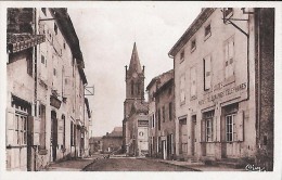 CARTE POSTALE ORIGINALE ANCIENNE COULEUR  : LOUDES  HOTEL DE LA POSTE  RUE DE LA BARREYRE  HAUTE LOIRE (43) - Loudes