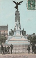 DIJON (Côte D'Or) - Monument Carnot - Animé - Dijon