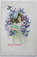 CPA Litho RELIEF Art Nouveau Illustrateur CLAPSADDLE ? NS ENFANT Fille Dans Grandes Fleurs Violett VOYAGE 1906 - Clapsaddle