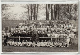 RENCONTRE SPORTIVE - DIFFERENTS CORPS D ARMEE - INSIGNE TISSU CROIX DE LORRAINE - CARTE PHOTO MILITAIRE - Regimente