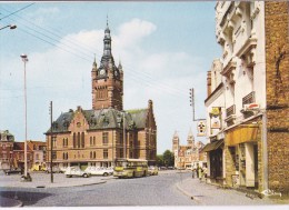 MERVILLE  Hotel De Ville  ( Voitures Anciennes & Autocar ) - Merville