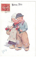 CPA Signée Illustrateur Feiertag " Bonne Fete " Couple Enfants En Tenues Campagnarde Avec Sabots Panier Fleurs Chapeau - Feiertag, Karl