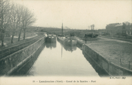 59 LANDRECIES / Canal De La Sambre, Port / - Landrecies