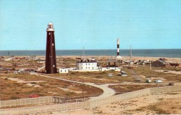 Postcard - Dungeness Lighthouses, Kent. 11008 - Lighthouses