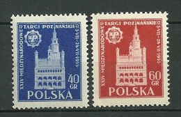 POLAND MNH ** 810-811 FOIRE INTERNATIONALE DE POZNAN, Hotel De Ville - Unused Stamps