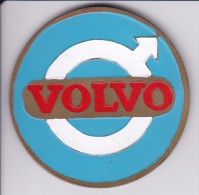 VOLVO - CHAPA METALICA ESMALTADA DE COCHE - AÑ0 1950/60 - DIAMETRO 7,5 CMS - Automóviles