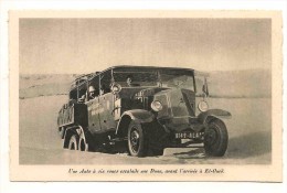 Une Auto à Six Roues Escalade Une Dune Avant L'arrivee à Et - Oued Voiture Camion  Algerie - El-Oued