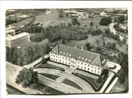 CP -TAVAUX CITES (39) VUE AERIENNE LES GRANDS BUREAUX DE L USINE SOLVAY - Tavaux