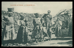 SÃO VICENTE - COSTUMES - Natives At Home   Carte Postale - Cap Vert