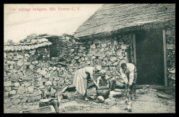SÃO VICENTE - COSTUMES -Un Ménage Indigena, São Vicente  Carte Postale - Kaapverdische Eilanden