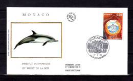 MONACO FDC En Soie De 1994 " COLLOQUE DE L'INSTITUT ECONOMIQUE DU DROIT DE LA MER / DAUPHIN " N° YT 1938. Parfait état - Dauphins