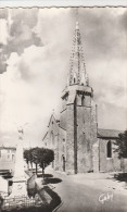 ILE DE RE    SAINTE  MARIE   CHARENTE MARITIME   CPSM  L'EGLISE - Ile De Ré