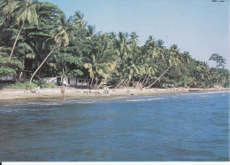 GABON, Plage Près Du Cap Esterias , 2 Scans - Gabon