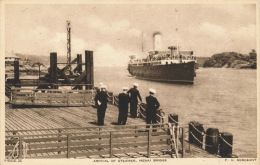 ROYAUME-UNI - PAYS DE GALLES - Arrival Of Steamer , MENAI BRIDGE - Anglesey