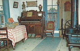 Interior View Of Elm Creek Indian Fort Kitchen  Built In  1869.  Pioneer Village.   Nebraska   S-2557 - Autres & Non Classés