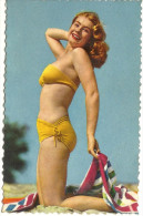 PIN  UP  EN  MAILLOT  DE  BAIN - Pin-Ups