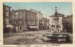 Delcampe - - Haute Loire -ref- A612 -  Langeac - Place Aristide Briand - Fontaine - Nouvelles Galeries - Cafe - - Langeac