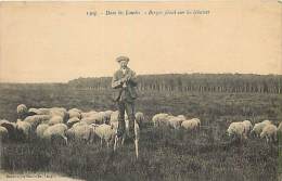 A16-2256 :  DANS LES LANDES BERGER FILANT SUR SES ECHASSES  EDITION  GAUTREAU LANGON - Castets