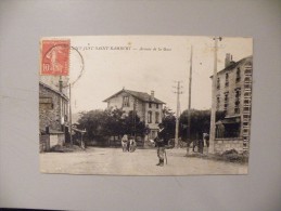 A365.  CPA. 42  SAINT-JUST-SAINT-RAMBERT. Avenue De La Gare. . Beau Plan Animé. Ecrite & Voyagée 1918 - Saint Just Saint Rambert