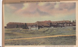 USA, Grand Canyon Hotel, Yellowstone National Park, Unused Linen Postcard [16565] - Yellowstone