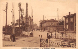 Pierre Bénite Passage à Niveau Voie Ferrée Thème Train - Pierre Benite