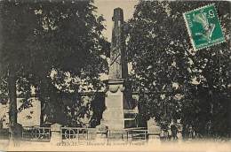 - Loiret - Ref - A623 - Artenay - Monument Du Souvenir Français - Carte Bon Etat - - Artenay