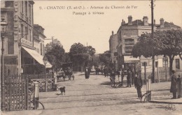 Delcampe - 78  CHATOU / PASSAGE A NIVEAU   /  REF FEV.16 / BO 78 ABC - Chatou