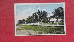 - Florida> Key West  Parade Grounds West Barracks =73 - Key West & The Keys