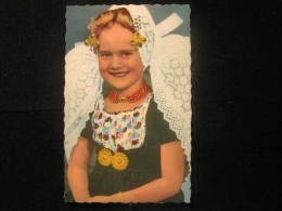 K N°95 / Zeeland -Holland, Enfants De Zélande, Folklore - Meisje In Zeeuwse Dracht, Fillette En Costume De Zélande,1951 - Zoutelande