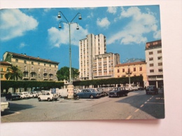 CARRARA - Piazza Matteotti, Auto - Cartolina FG C V 1967 - Carrara