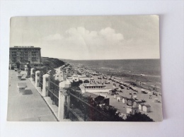 TERMOLI - Spiaggia, Animata - Cartolina FG BN V 1959 - Altri & Non Classificati