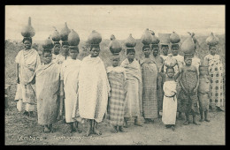 ANGOLA -  COSTUMES - Ambanca - Transportando água ( Ed. Carvalho & Freitas Nº 671)  Carte Postale - Angola