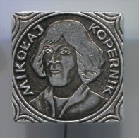 NICOLAUS COPERNICUS KOPERNIK - Mathematician Astronomer Space Universe, Vintage Pin Badge - Raumfahrt