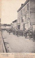 51 VIENNE Le CHATEAU Chasseurs D'Afrique Se Rendant Aux Tranchées 1915 WW1 - War 1914-18