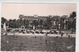 La Croisette : Le Grand Hotel.(CSM) - Cannes