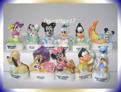 Baby Mickey... 11 Feves....Ref AFF 23-1997 ...(pa 009) - Disney