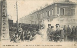 Delcampe - GREVES DE LENS - Un Bivouac Coron De La Bataille. - Lens