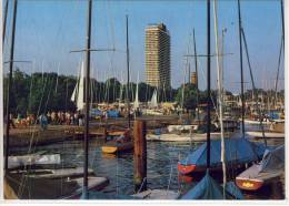 TRAVEMÜNDE - Bootsanleger Mit Hotel Maritim - Luebeck-Travemuende