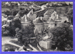 Carte Postale 53. Lassay Le Chateau La Barbacane   Vue D´avion Trés Beau Plan - Lassay Les Chateaux