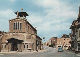 CP  BELGIQUE    GENVAL -LAC    L'église   St -pierre - Verzamelingen & Kavels