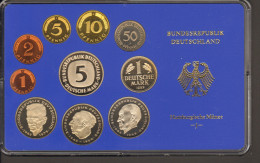 BRD Kursmünzensatz KMS Polierte Platte, Umlaufmünzenserie DM 1982  Prägestätte J - Ongebruikte Sets & Proefsets